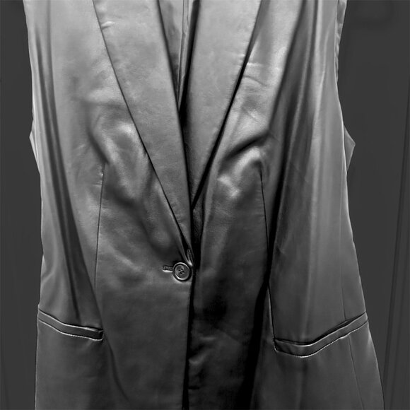 Black Faux Leather Belted Vest - Size 14 - Picture 4 of 9